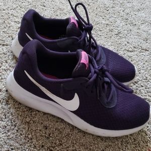 Women's Nike Sneakers